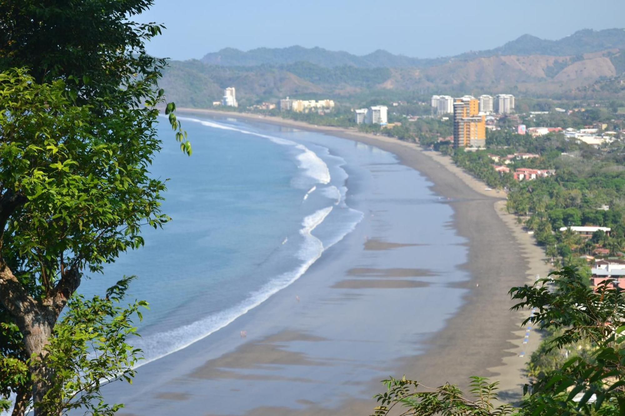 Casa Sunset Family Home - Walk To Jaco Beach Exterior photo